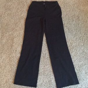 Woman’s Athleta Yoga Pants